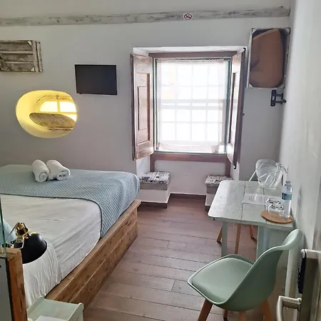 Lovin Book Guest house
