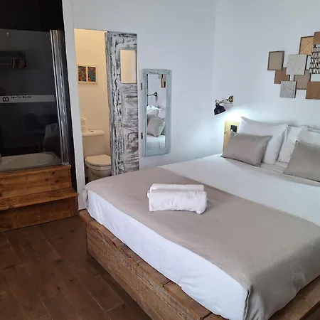 Lovin Book Guest house 3*