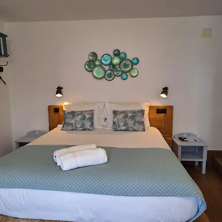 Guest house Lovin Book