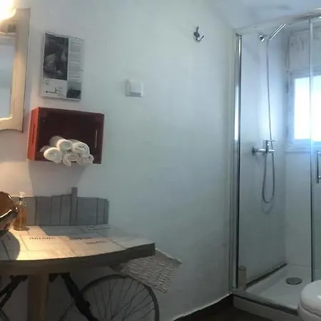 Guest house Lovin Book 3*